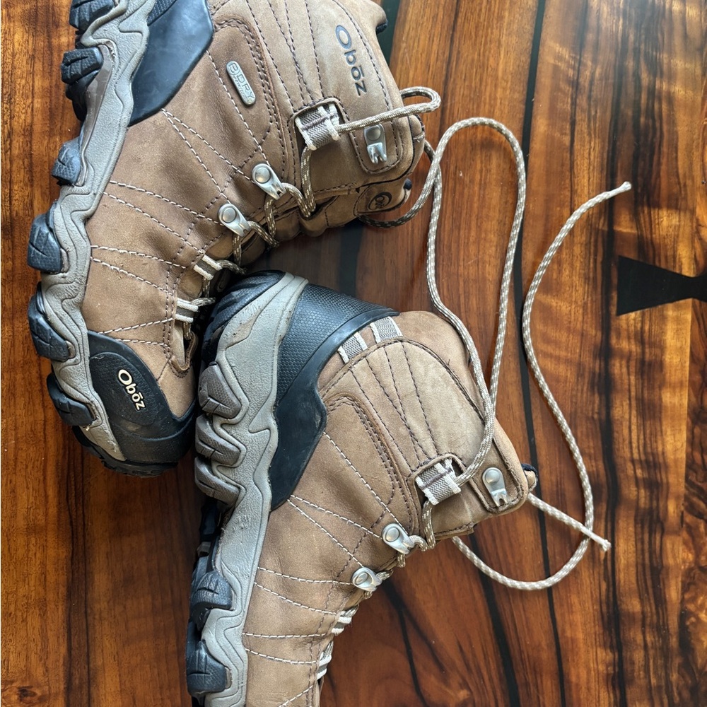Obōz Women’s Bridger Mid Waterproof Hiking Boots - Picture 2 of 4